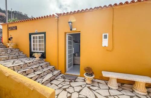 Los Quemados Apartment | Colon Eva