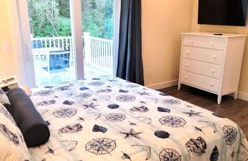 Belfast Cabin | Colonial Gables Oceanfront Village