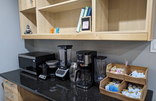 Marietta Bed & Breakfast | Colony Suite