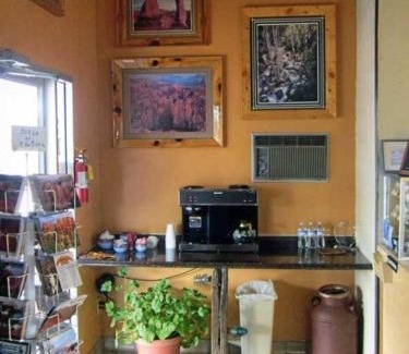 Panguitch Hotel | Color Country Motel