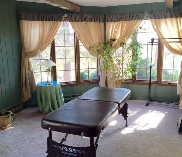 Evergreen West Central Bed & Breakfast | Colorado Bed & Breakfast with beautiful views