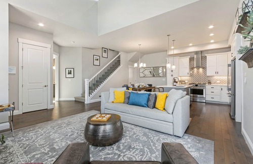 Loveland House | Colorado Modern Retreat w/King Beds, Pickleball
