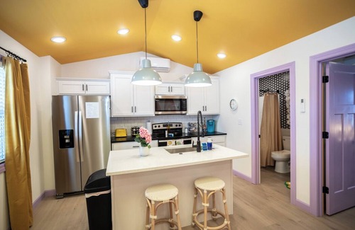 Waynesville Apartment | Colorful Oasis with Hot Tub Near Ft. Leonard Wood!