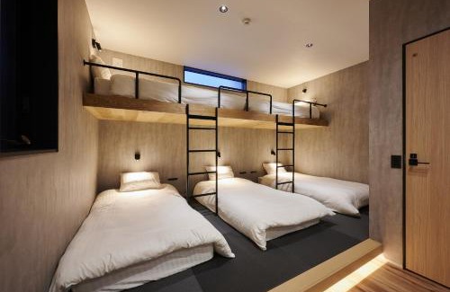 Sumiyoshi Apartment | Colors Hakata