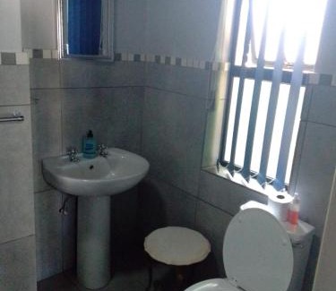 Vredefort House | Columbae Guesthouse