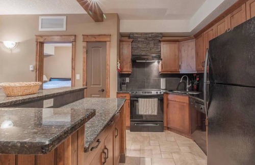 East Kootenay Apartment | Columbia Valley Getaway