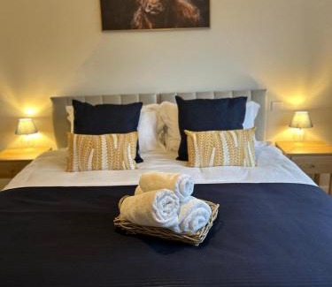 Long Hanborough House | Combe House Nr Blenheim, 15 mins Oxford city center