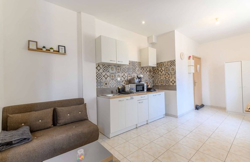 Tremblay-les-Gonesse Apartment | Come and discover the cocoon of l'impasse in Tremblay en France with our Deluxe studio!