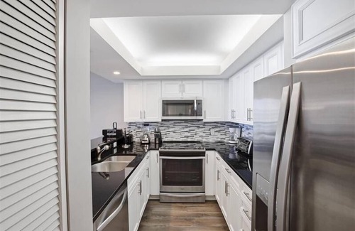 Park Shore Condo | Come enjoy the sun and sand in Naples luxury - WS0803