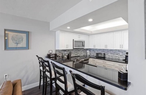 Park Shore Condo | Come enjoy the sun and sand in Naples luxury - WS0803