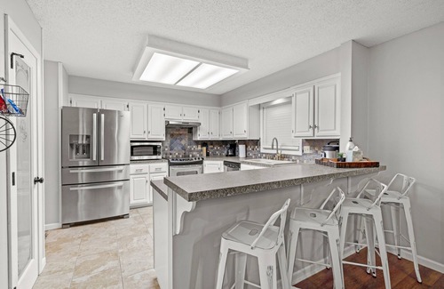 Bella Vista House | ★Come. Sit. Stay. Play.★ ☼SUNROOM☼ ♥MTB GOLF LAKE♥