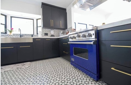 Hollywood Hills House | Come stay at a Very Special Place