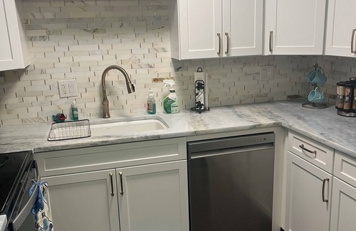 St. Petersburg Condo | Come watch the Dolphins play in Tampa Bay 2-bedroom condonSt Petersburg nnnpools