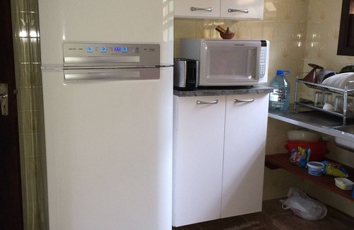 Lagoinha House | Comfortable house (large balcony and garden) 70 m. from the beach with WI-FI