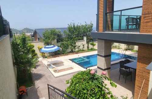 Termal Villa | Comfort 4 bedroom villa yalova see view
