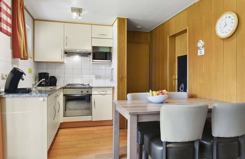 Saarburg House | Comfort 4-person children's bungalow in the holiday park Landal Warsberg