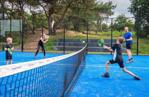 Leuken Apartment | Comfort 4-person water house in the holiday park Landal Marina Resort Well