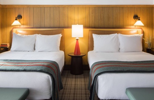 Jackson House | Comfort and Convenience! 2 Comfortable Units, Onsite Pool, Free Parking