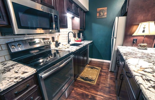 Estes Park Condo | Comfort and Style in this Riverside Condo