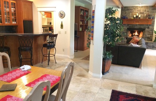 Beaverton Apartment | Comfort Close To Portland, Wine Country, Beaches, Rivers, And Mt. Hood