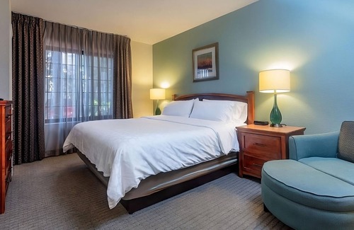 Anaheim Resort Hotel | Comfort & Convenience: Budget Friendly Suite w/1BR & Kitchen - Free Breakfast