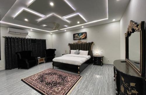 Islamabad Hotel | Comfort Family Stay