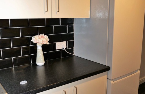 Bolton House | Comfort Home From Home Bolton Central Hilden St - Sleeps - 10