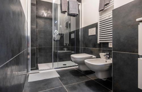 Clusone Apartment | Comfort House in centro wifi, box, ascensore