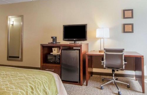 Pioneer Hotel | Comfort Inn at Royal Blue