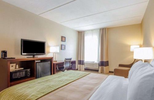 Pioneer Hotel | Comfort Inn at Royal Blue