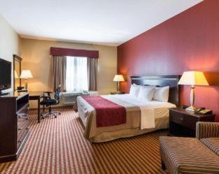 Orange Hotel | Comfort Inn by Choice Hotels Orange, TX