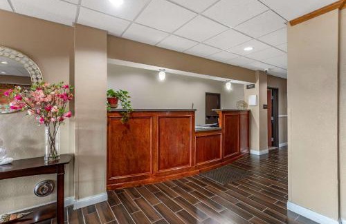 Carbondale Hotel | Comfort Inn & Suites Carbondale University Area