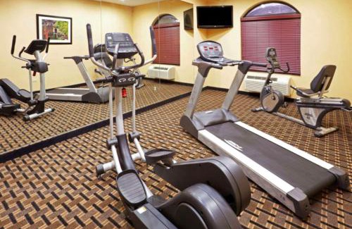 Dallas Hotel | Comfort Inn & Suites Dallas Medical-Market Center