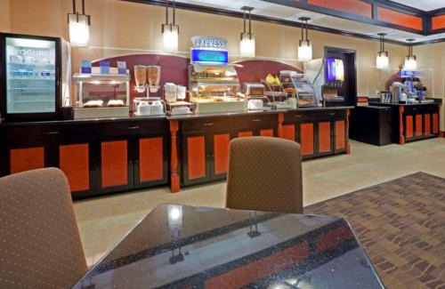 Dallas Hotel | Comfort Inn & Suites Dallas Medical-Market Center