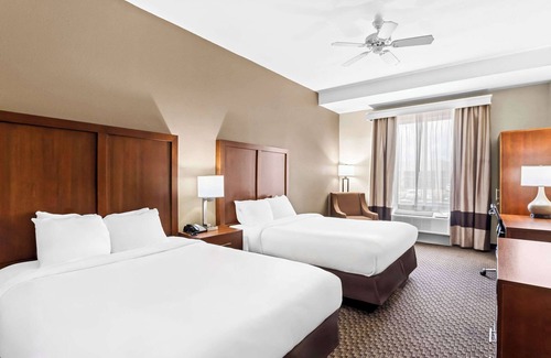 Grenada Hotel | Comfort Inn & Suites Grenada