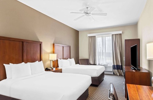 Grenada Hotel | Comfort Inn & Suites Grenada