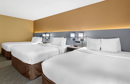 Kansas City Hotel | Comfort Inn & Suites Kansas City - Northeast