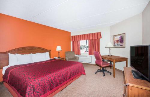 Milford Hotel | Comfort Inn & Suites Milford