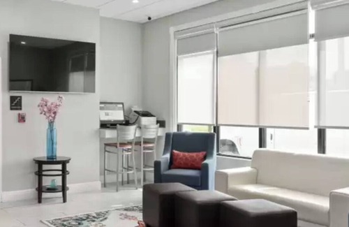 Hazelwood Hotel | Comfort Inn & Suites St. Louis - Hazelwood