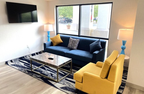 Trussville Hotel | Comfort Inn & Suites Trussville I-59 exit 141