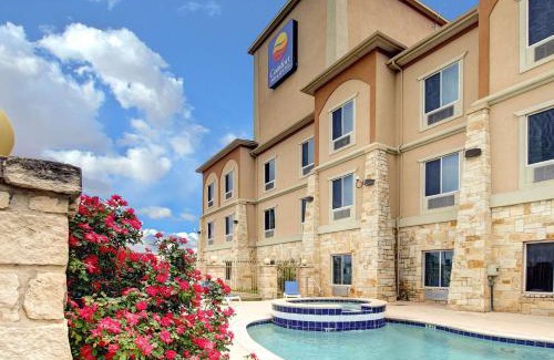 Alvarado Hotel | Comfort Inn & Suites