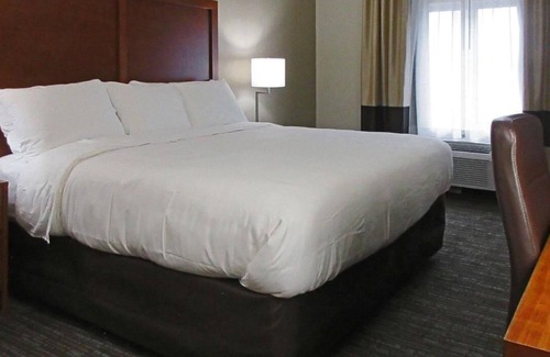 Dock Junction Hotel | Comfort Inn & Suites