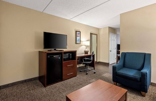 Panama City Hotel | Comfort Inn & Suites