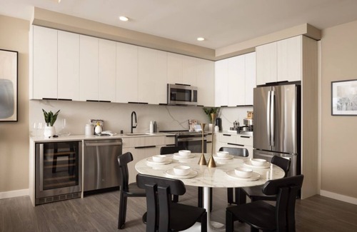 Heritage District Condo | Comfort & Style at The Martin – 1BR Retreat