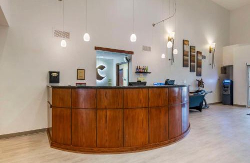 Rapid City Hotel | Comfort Suites Conference Center Rapid City