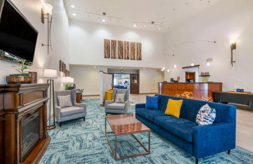 Rapid City Hotel | Comfort Suites Conference Center Rapid City