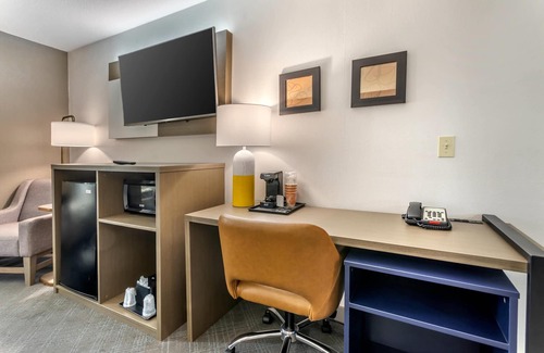 Central Sacramento Hotel | Comfort Suites Downtown Sacramento