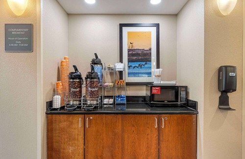 Lincoln Hotel | Comfort Suites East Lincoln - Mall Area