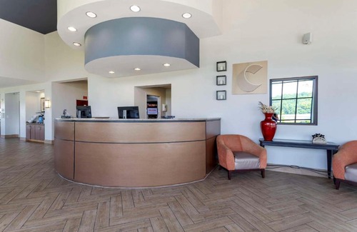 Kodak Hotel | Comfort Suites Kodak Sevierville