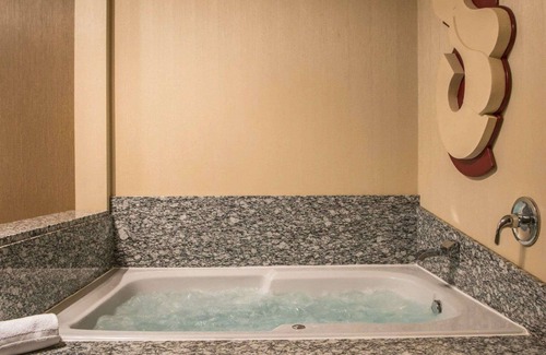 Monroeville Hotel | Comfort Suites Monroeville